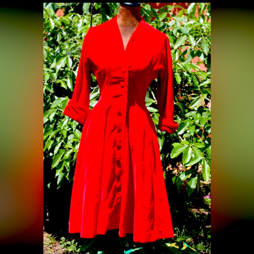 Stunning Red Vintage 1950’s/60’s Swing Dress Coat